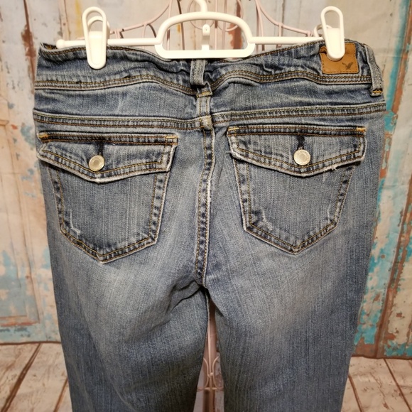 American Eagle Jeans With Destruction Size 6 - Picture 3 of 6